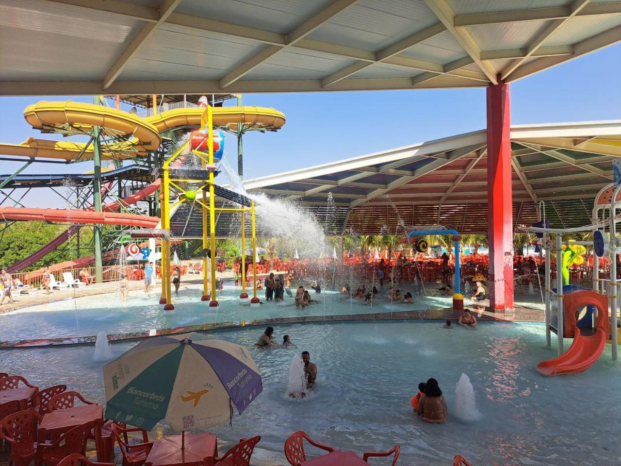 קאלדס נובאס Exclusive Residence E Acqua Park מראה חיצוני תמונה